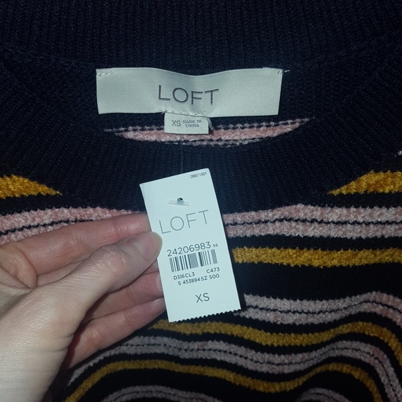Shoulder baring striped sweater from Loft - Picture 2 of 4